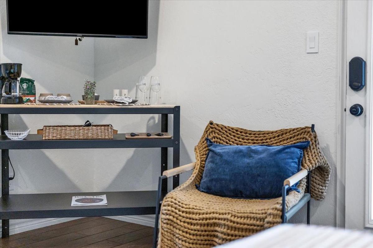 Relaxing Alpaca Ranch Mins From Downtown Wimberley Villa Esterno foto